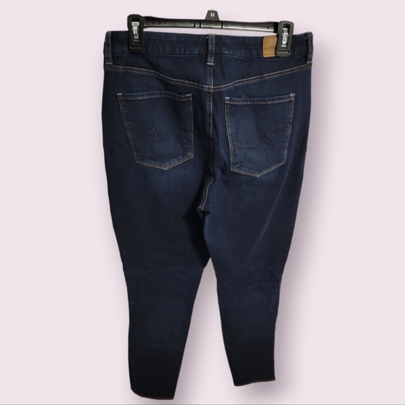 American Eagle Curvy Hi-Rise Dream Jegging - Picture 4 of 8